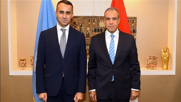 وزير الخارجية يلتقي بمبعوث الخليج الأوروبي