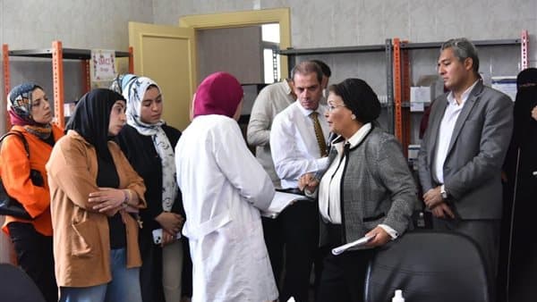 نائب وزير الصحة يزور بدر لمتابعة تحسين الخدمات