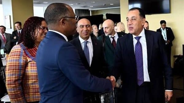 رئيس الوزراء يتحدث عن تعزيز العمل متعدد الأطراف والسلام