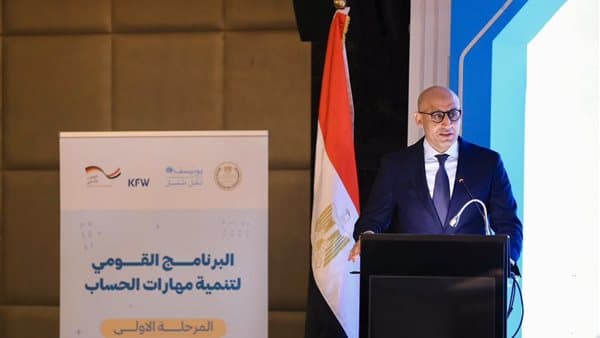 عبد اللطيف: التعليم التأسيسي لبناء الأمة