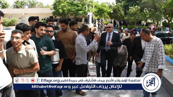 رئيس جامعة قناة السويس يراجعرعاية المدن الجامعية