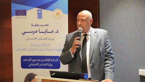 وليد النحاس يعلن تمويل 900 مليون جنيه لأسرة مستورة