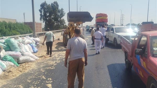 انقلاب حمولة جامبو على كوبري قها