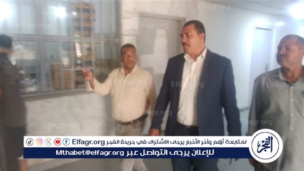 محافظ أسيوط يراجع الخدمات الطبية ويشدد على إغلاق محلات غير مرخصة