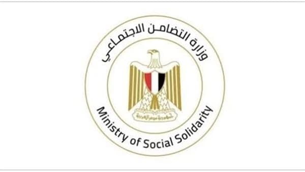 وزارة الداخلية تقدم علاجًا مجانيًا لكبار السن