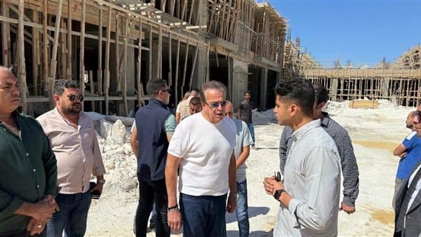 وزير الصحة يطلع على مشروع مستشفى العلمين