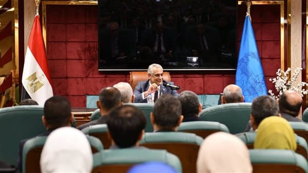 وزير الإنتاج: توطين التكنولوجيا أساس لتأمين احتياجات البلاد