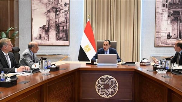 رئيس الوزراء يتحدث عن جلسة مسيرة الطاقة المصرية