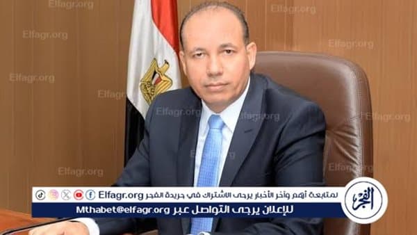 رئيس جامعة المنصورة يطور التعليم ويستخدم الذكاء الاصطناعي
