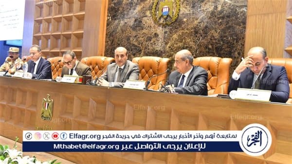 محافظ أسيوط يقود اجتماع المجلس التنفيذي
