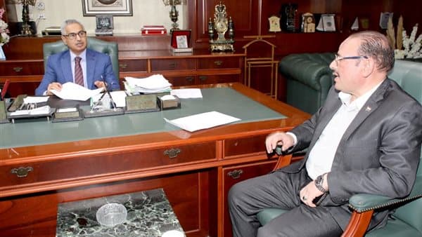 محافظ بني سويف يعتمد تنقلات و تكليفات الزراعة
