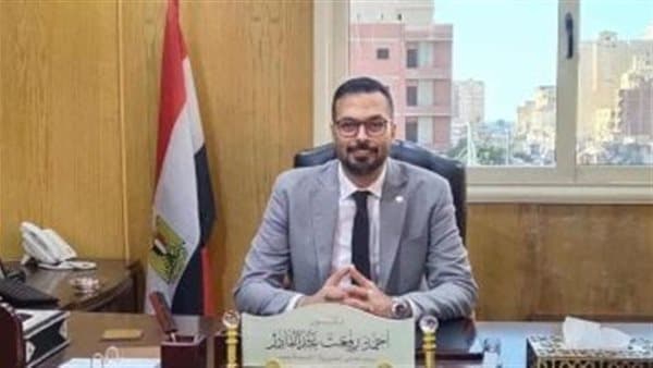 وكيل وزراء الصحة بسوهاج يتفقد المستشفى مساءً