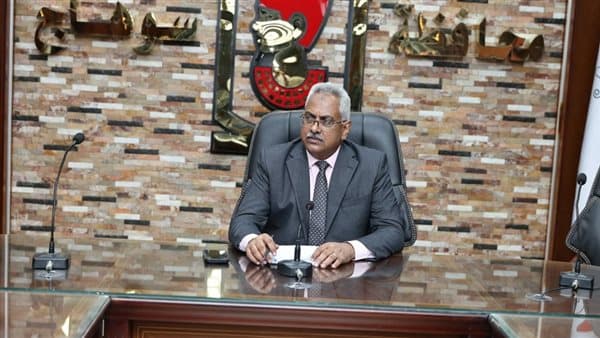نائب محافظ سوهاج يناقش تنفيذ قافلة في بناويط