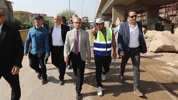 محافظ بني سويف يطلع على 3 مشاريع طرق
