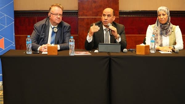 وزارة العمل ومنظمة العمل الدولية تركز على عمل الأطفال