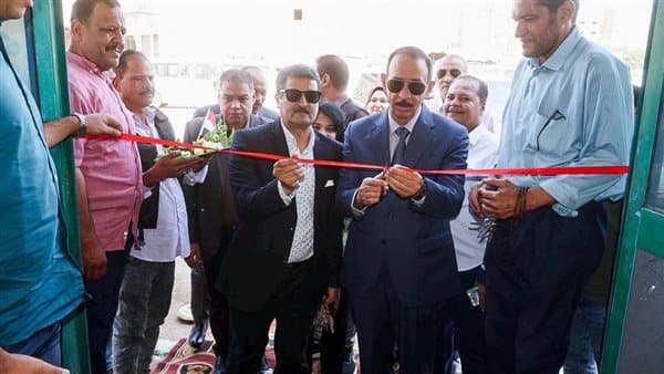 محافظ سوهاج يطلق معرض النيل للزيوت