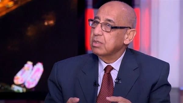 رئيس الأدوية يوضح وضع الأسعار حتى 2026