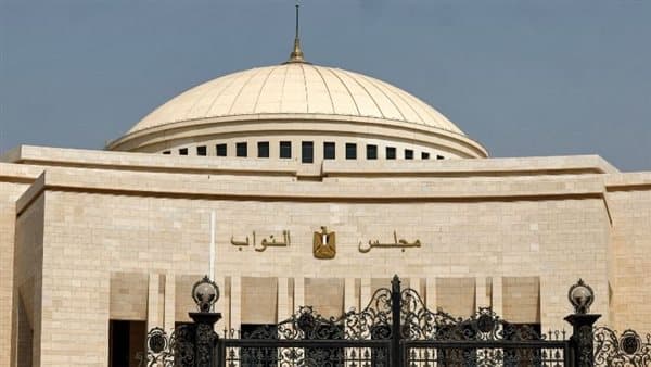 فرنسا تقدم 2 مليون يورو لدعم تعليم الفرنسية بمصر