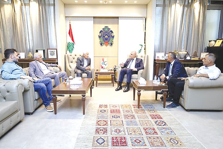 Shuqayr Reviews Israeli Impact with Al-Arqoub Municipalities