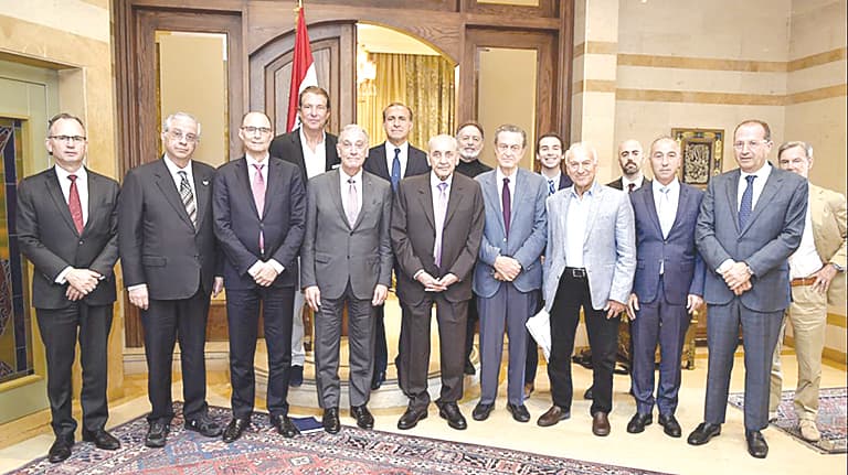 بري يدعو الأميركيين لسحب الإسرائيليين
