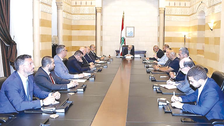Serail meeting on Nabatieh reconstruction