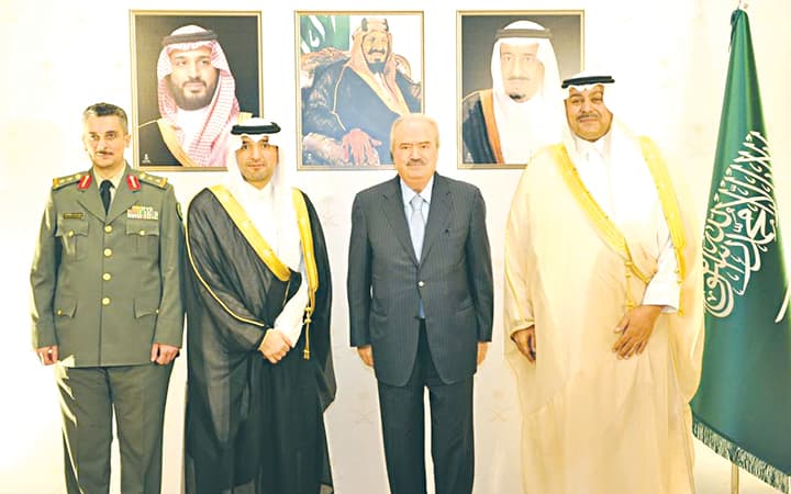 الدوسري يشارك في العيد الوطني السعودي  
المملكة تدعم لبنان لاستعادة سيادته