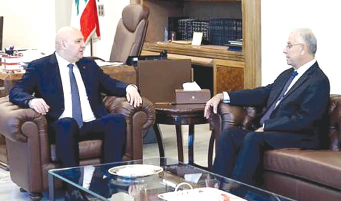 رئيس الجمهورية يرفض فرض قرار خارجي