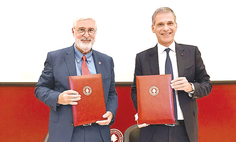 اتفاقية شراكة بين الجامعة الأميركية في بيروت وCMA CGM