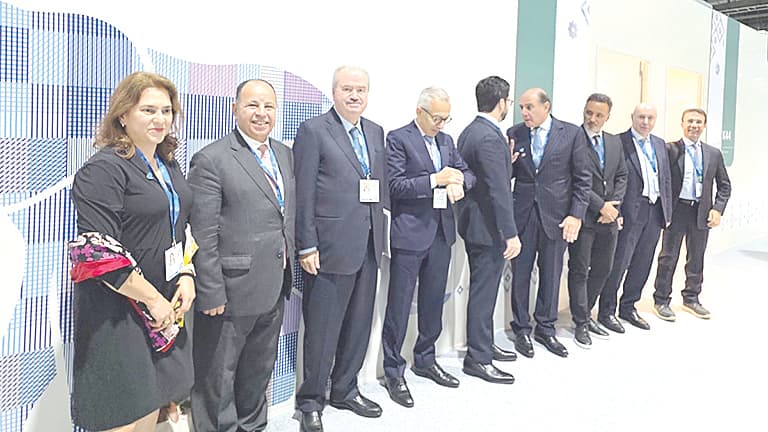 الوفد اللبناني يواصل لقاءاته في بانكوك ووزير جابر يطالب بحماية المودعين