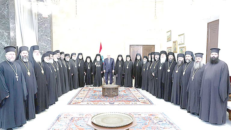 عون: بعض يغذي الطائفية لمصالح شخصية