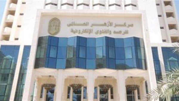 الأزهر للفتوى بشأن حادثة الشبشب يحظر طرد الطالب