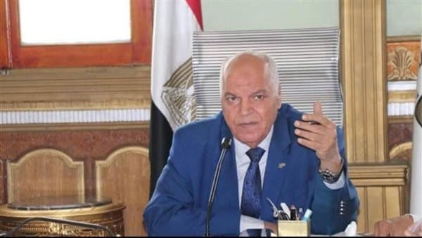 وفاة معلم في أسيوط والنقيب يطالب بسرعة صرف مستحقاته