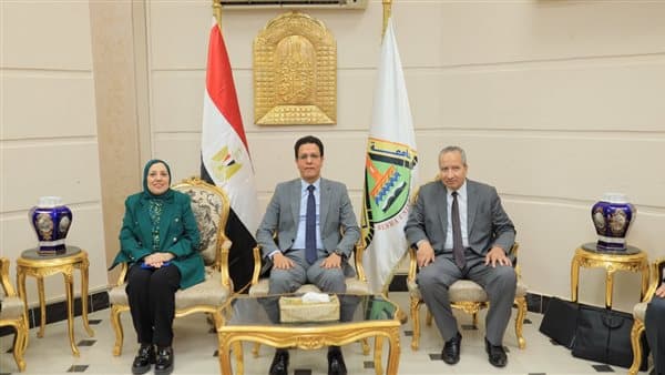 بنها تناقش حلول لتعزيز الأمن الغذائي والمائي