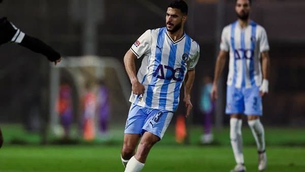 أوباما يتصدر هجوم بيراميدز في الدوري