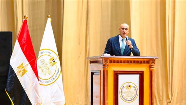 قرار هام من وزير التعليم حول غياب الطلاب