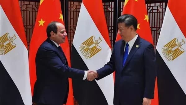 جامعة القاهرة ترحب بزيارة شي جين بينج لمصر