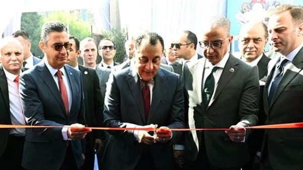 رئيس الوزراء يفتتح معرض أهلًا مدارس بالجيزة