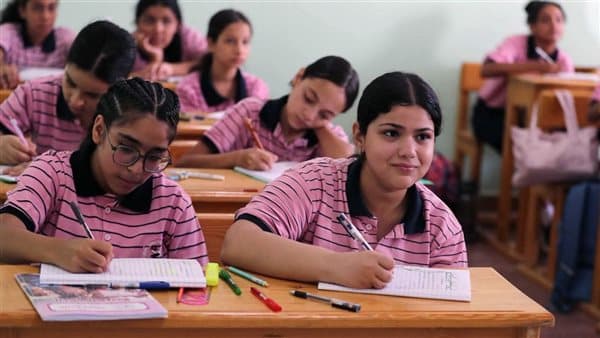 تعليق الدراسة غدًا بسبب الحر