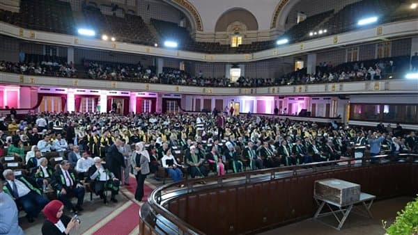 دار العلوم بجامعة القاهرة تخريج دفعات 2025 و2026
