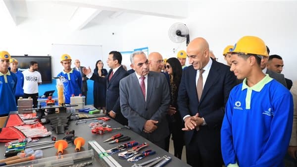 افتتاح مدرسة المهندس عبد الحميد أبو بكر