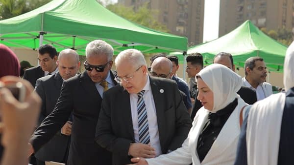 جامعة حلوان التقنية تستقبل الطلاب الجدد