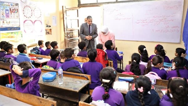 وكيل تعليم الجيزة يتابع التقييمات ويشدد على مراجعة أسباب تأخر الطلاب