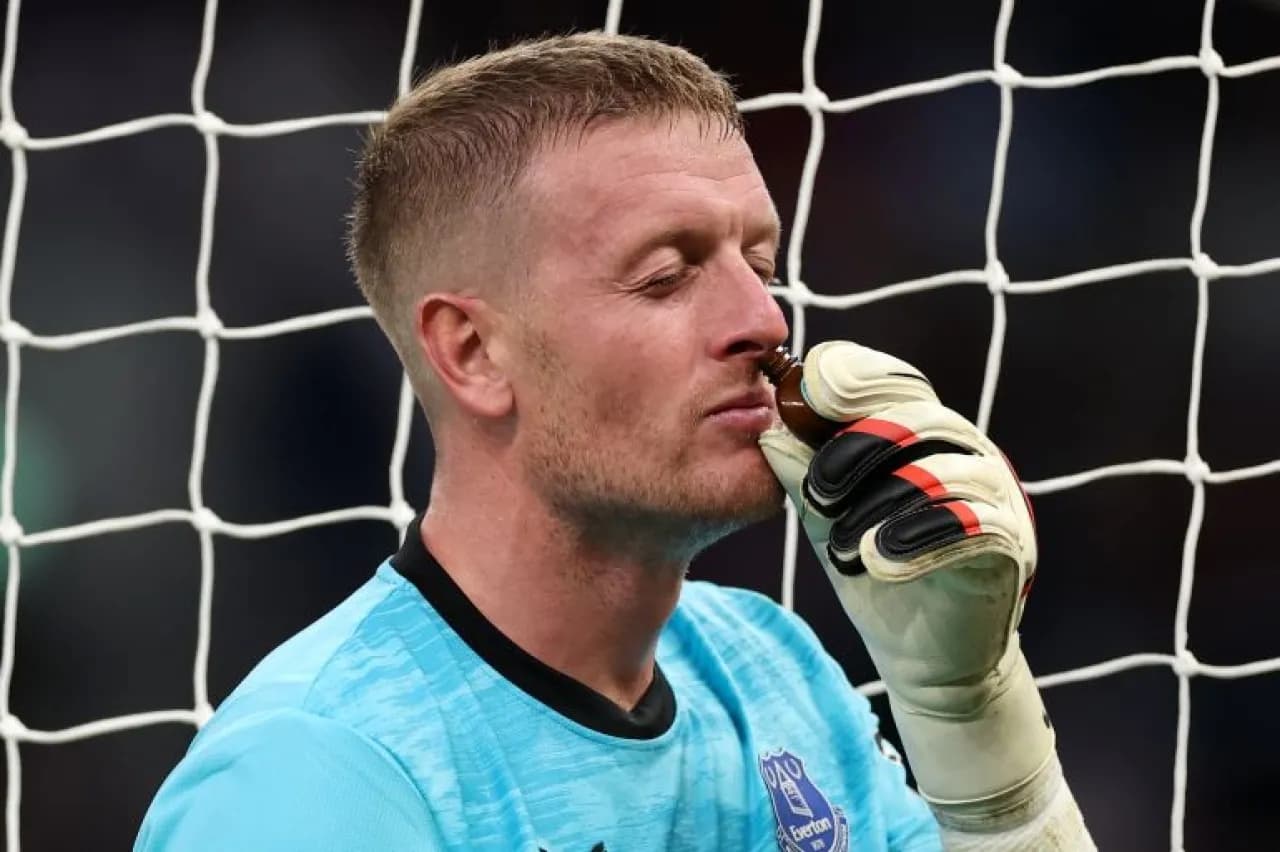 Football stars' unusual habits