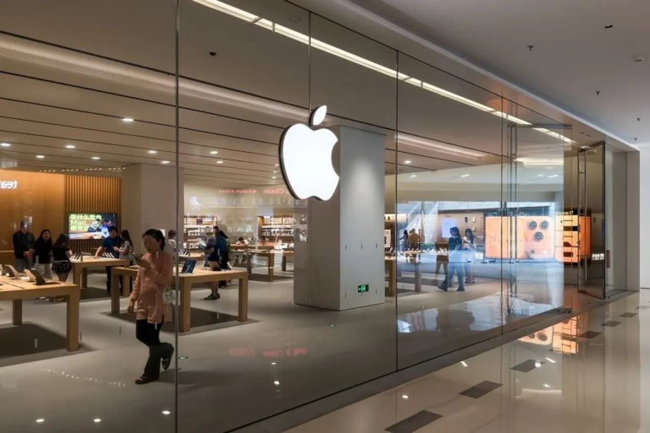 Apple ordered to pay $5.7B over patents
