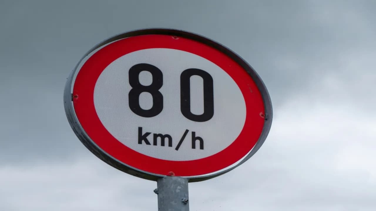 Jordan vehicles exceed 200 km/h