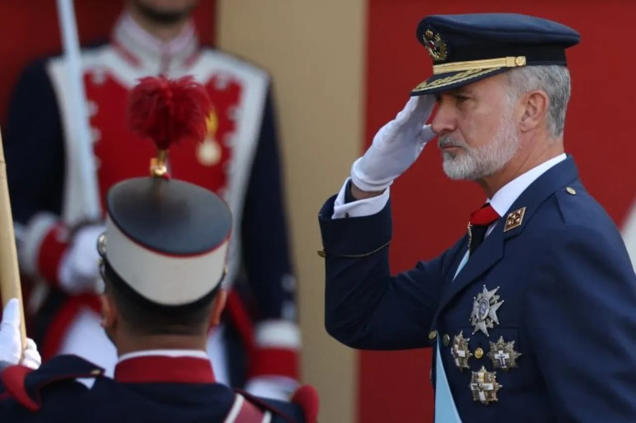 Felipe VI visits Ceuta after migration crisis