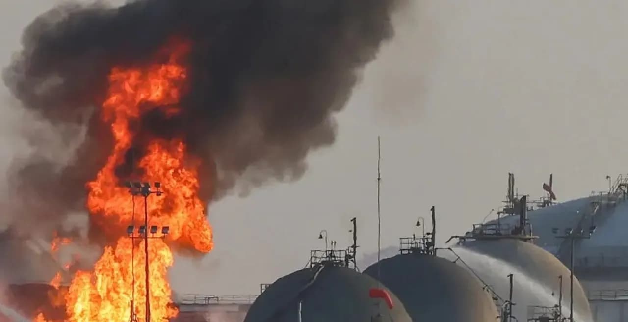 Explosions near Aramco HQ