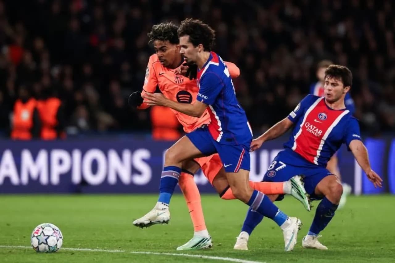 PSG beats Barcelona in four-goal win