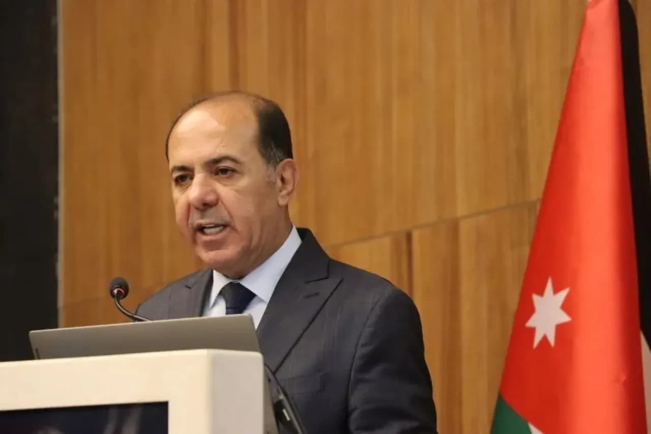 Royal order on Dabbéi resignation