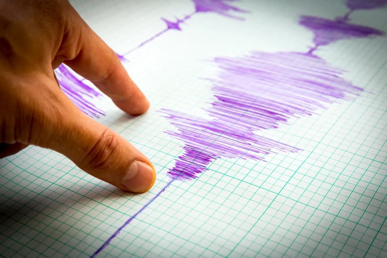 Tibet hit by magnitude 7 quake